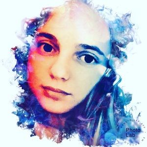 Meet your Posher, Brenna